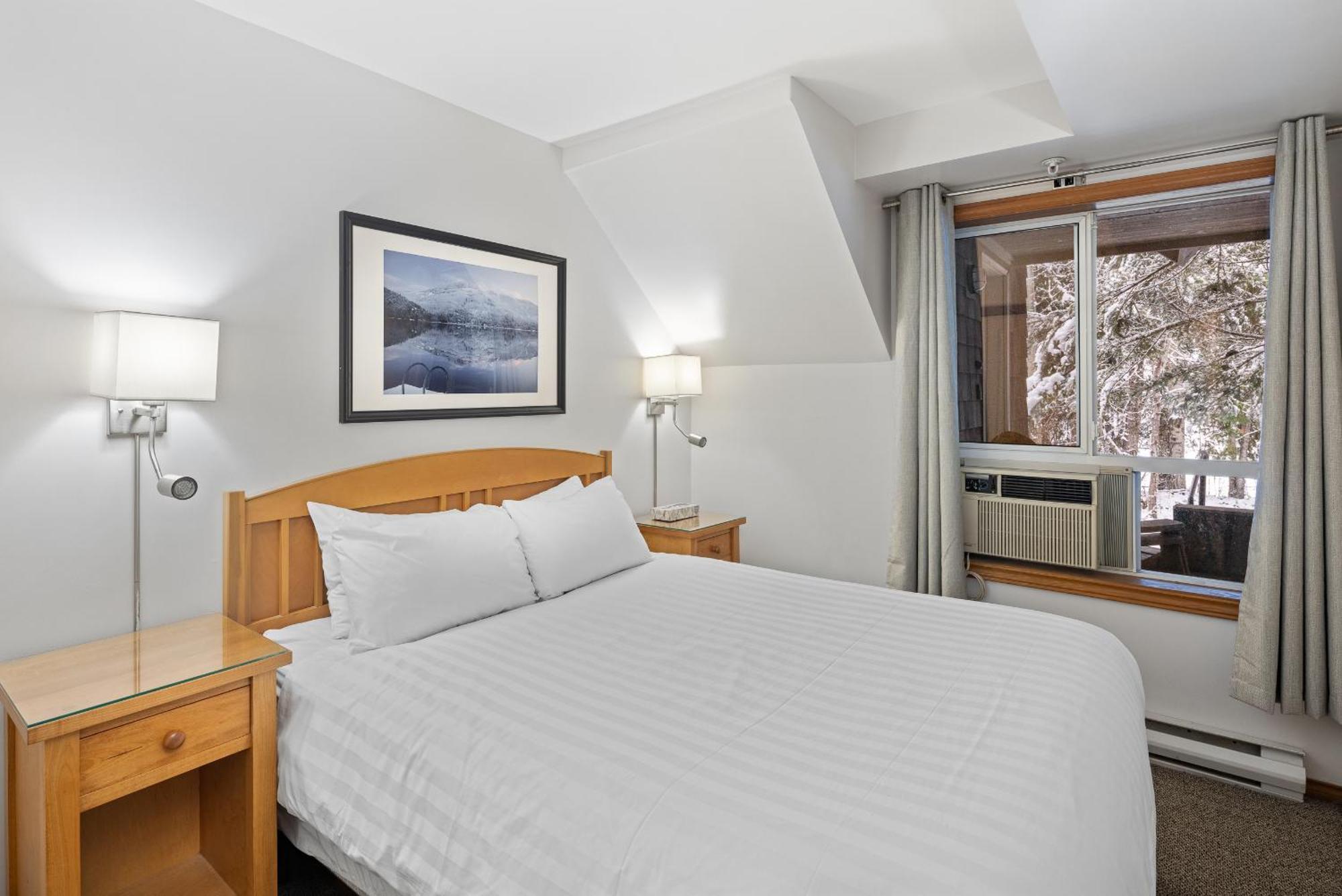 Glaciers Reach By Allseason Vacation Rentals Whistler Bagian luar foto